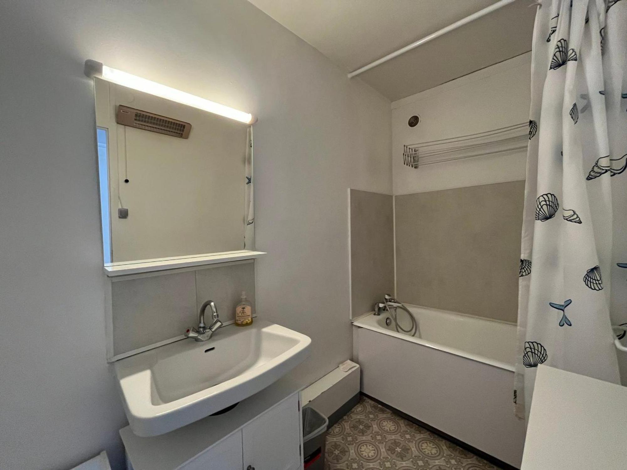 Appartement T2 Face Aux Pistes Avec Terrasse, 9 Couchages, Proche Commerces Et Piscine - Fr-1-165A-103 Enchastrayes Exterior foto